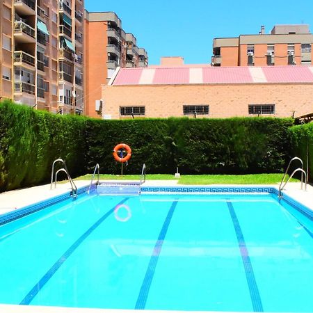 Amplio Y Luminoso Apartamento Cerca Del Centro Y La Playa Con Piscina Y Parking Privado Малага Екстериор снимка