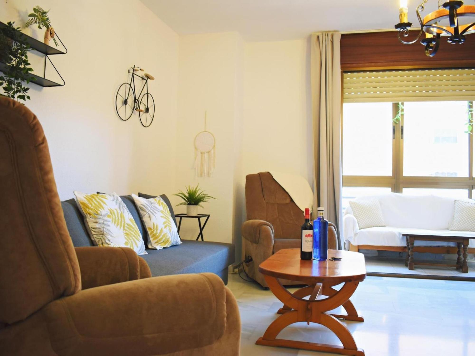 Amplio Y Luminoso Apartamento Cerca Del Centro Y La Playa Con Piscina Y Parking Privado Малага Екстериор снимка