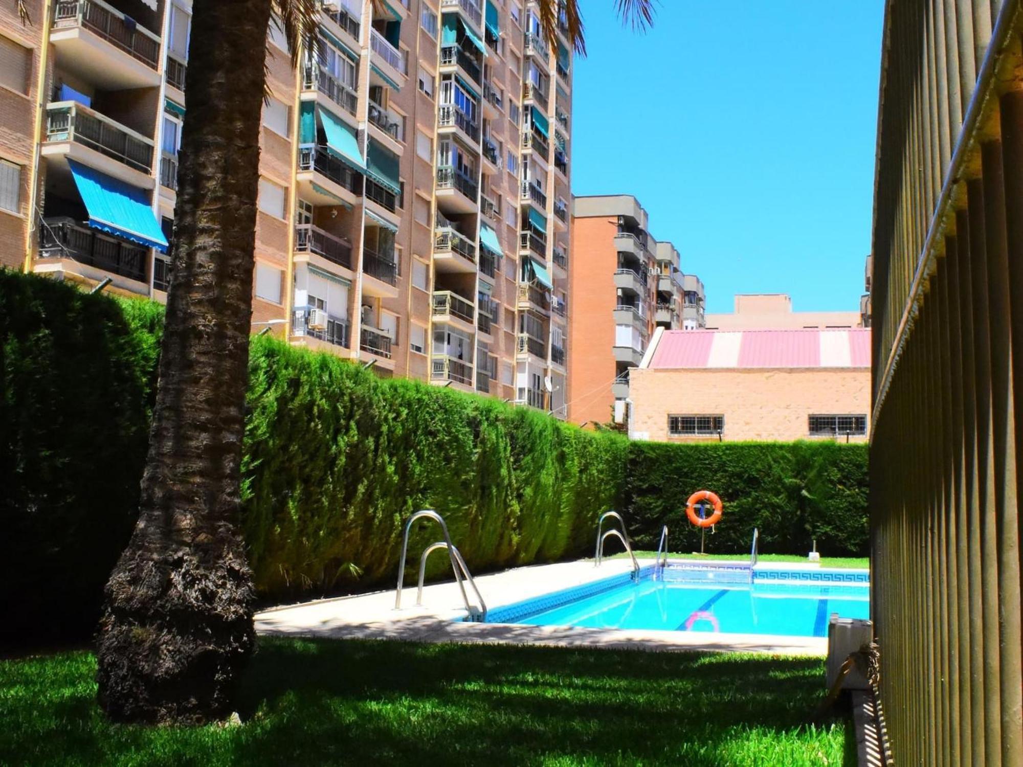 Amplio Y Luminoso Apartamento Cerca Del Centro Y La Playa Con Piscina Y Parking Privado Малага Екстериор снимка